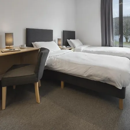 Ymca Lake View Rooms 호스텔